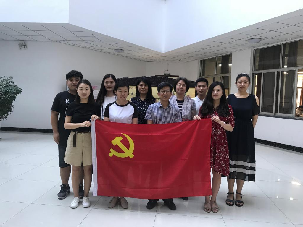 基层党建创优工作室召开党员导师科研诚信恳谈会(3).jpg