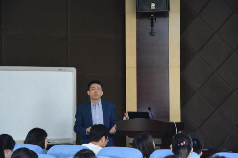 禁忌书屋
举办首期“泰山金融学术训练营”.png 禁忌书屋
举办首期“泰山金融学术训练营”.png